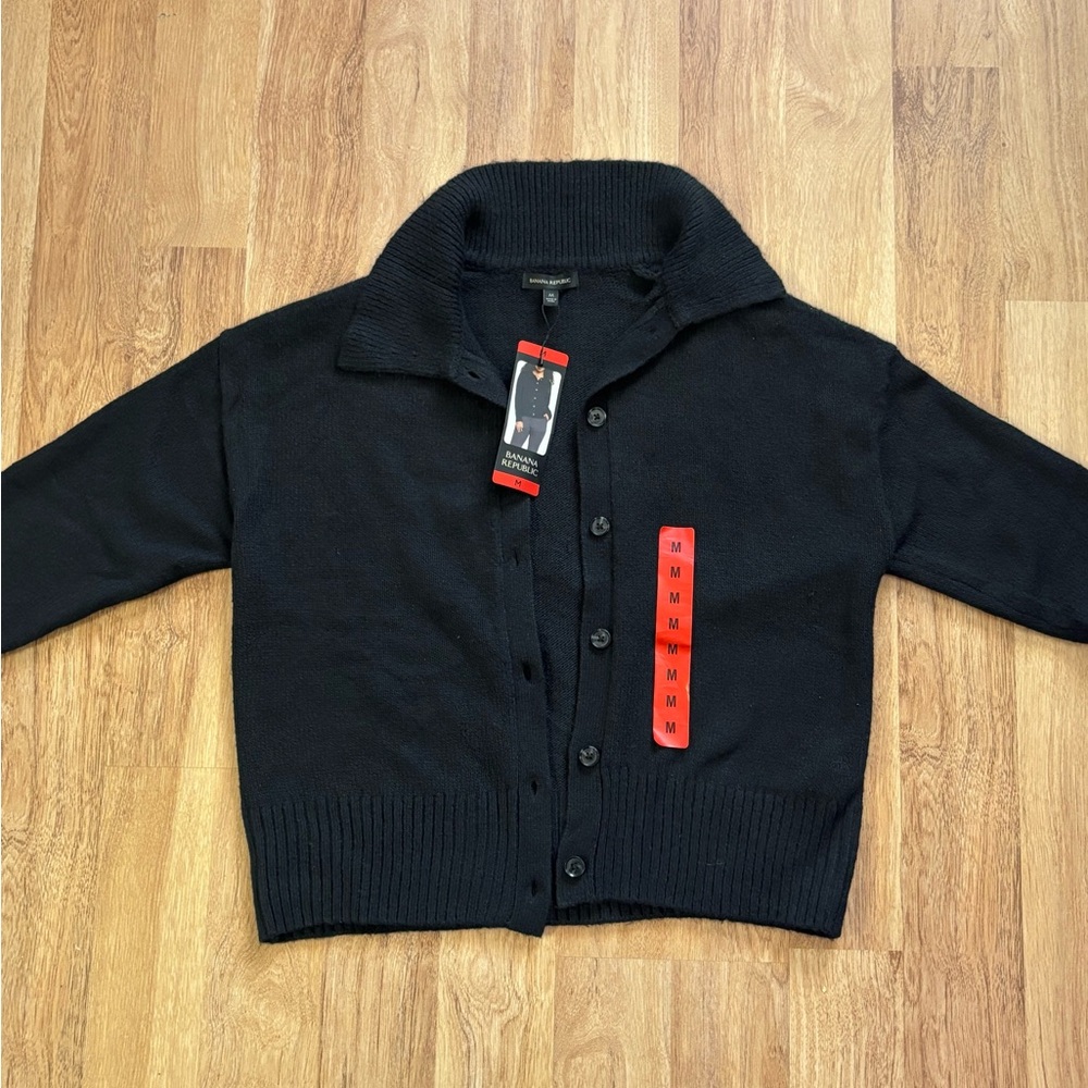 Banana Republic Women’s Black Button-Up Cardigan